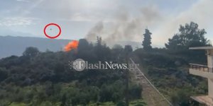 Βίντεο–σοκ: Η στιγμή της έκρηξης φιάλης υγραερίου σε πυρκαγιά στα Χανιά