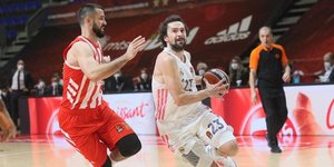 Φάση από τον αγώνα Ρεάλ Μαδρίτης-Ερυθρός Αστέρας