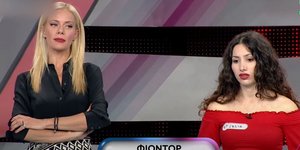 Η Ζέτα Μακρυπούλια στο τηλεπαιχνίδι Ρουκ Ζουκ