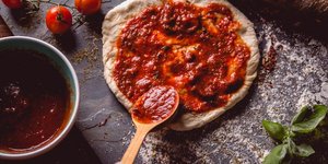 Σάλτσα ντομάτας πίτσα