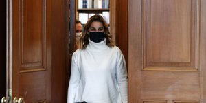 Η Σοφία Μπεκατώρου μπαίνει στο προεδρικό Μέγαρο