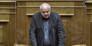 συναθροίσεις Νίκος Καραθανασόπουλος