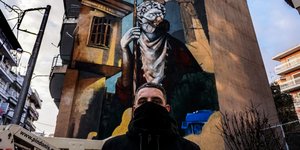 Ο Λευτέρης Τουλής που έφτιαξε το μοναδικό γκράφιτι στη Δράμα