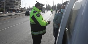 ελεγχοι τροχαια