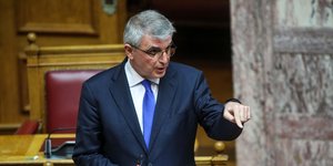 Ο Τσακλόγλου σε επίκαιρες ερωτήσεις