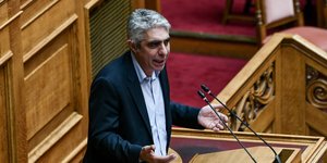 Ο Γιώργος Τσίπρας στη Βουλή