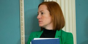 Η Τζεν Ψάκη