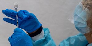 Προετοιμασία εμβολιασμού