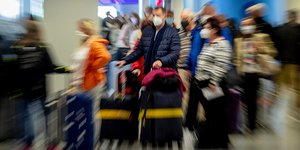 Ταξιδιώτες στο διεθνές αεροδρόμιο της Φρανκφούρτης
