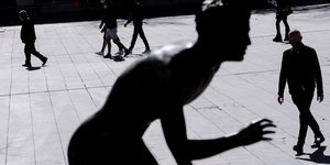 Άγαλμα στο κέντρο της Αθήνας