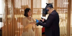 Νοτιοκορεάτης χορεύει με την εκλιπούσα γυναίκα του