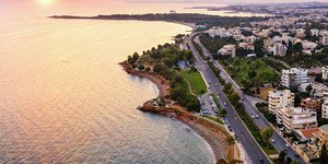 Η εγκαταλελειμμένη Β' πλαζ Βούλας