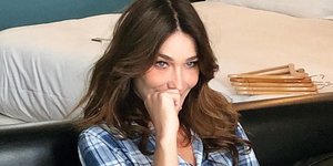 Κάρλα Μπρούνι: Το τρυφερό βίντεο με την κόρη της