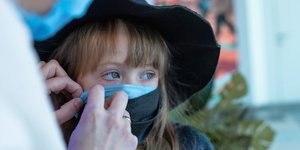 Διπλή μάσκα