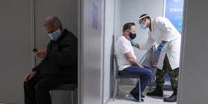 Εμβολιασμός για κορωνοϊό