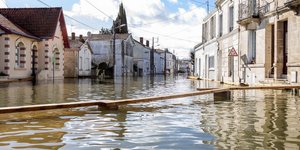 Πλημμύρισε η πόλη Σεντ στη βορειοδυτική Γαλλία