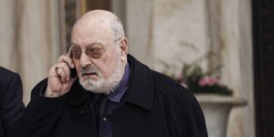 O βραβευμένος θεατροκριτικός Κώστας Γεωργουσόπουλος/Φωτογραφία SOOC