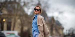 γυναίκα με παλτό στην εβδομάδα μόδας