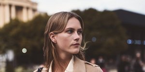 Γυναίκα στο δρόμο