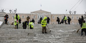 κακοκαιρία Μήδεια χιόνια συνεργεία Δήμου Σύνταγμα