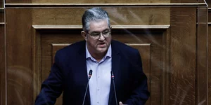 Ο Κουτσούμπας στη Βουλη