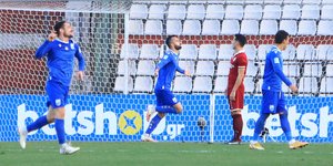 Οι παίκτες της Λαμίας πανηγυρίζουν / ΦΩΤΟΓΡΑΦΙΑ: INTIMENEWS