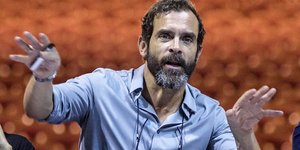 Ο Κωνσταντίνος Μαρκουλάκης στις πρόβες για το Τρίτο Στεφάνι 