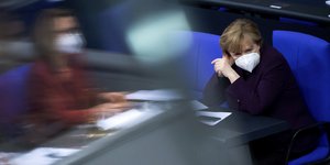 μερκελ και θολή γυναικα