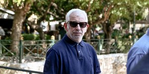 Πέτρος Φιλιππίδης