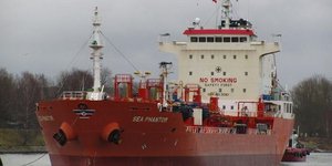 Διπλή επίθεση πειρατών σε ελληνόκτητα πλοία στη δυτική Αφρική