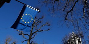 Σημαία της ΕΕ στον ουρανό