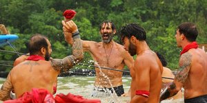 Survivor 4 spoiler: Ποια ομάδα κερδίζει το έπαθλο επικοινωνίας