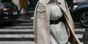 στιλάτη γυναίκα στην εβδομάδα μόδας