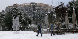 Καρέ-καρέ η κακοκαιρία «Μήδεια»: Θα σαρώσει την Αττική από την Κυριακή ως την Τετάρτη, ίσως χιόνια και στο Σύνταγμα