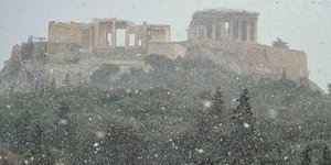 Χιονιάς στην Ακρόπολη