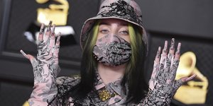 Η Billie Eilish στην τελετή απονομής των βραβείων Grammy