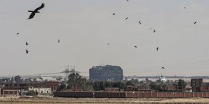 Το Ever Given επανήλθε κατά 80% στη σωστή θέση στη Διώρυγα του Σουέζ