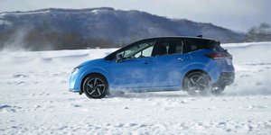 Nissan: Τι σχέση έχει το ηλεκτρικό Leaf με το θηριώδες GT-R; 
