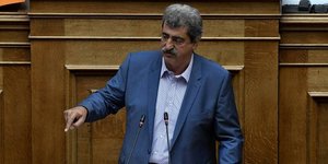 Ο Παύλος Πολάκης στο βήμα της βουλής