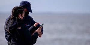 Ελεγχος αστυνομίας για SMS στο 13033