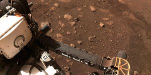Το ρόβερ Perseverance της NASA διήνυσε τα πρώτα του 6,5 μέτρα στον Άρη