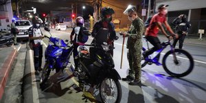 αστυνομια μηχανη ποδηλατο