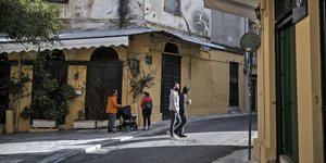 Βόλτα στην Αθήνα εν μέσω lockdown