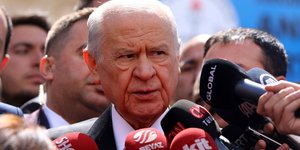 Ο Ντεβλέτ Μπαχτσελί