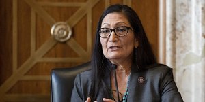 Η Ντεμπ Χάαλαντ