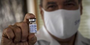 Δόση εμβολίου κατά του κορωνοϊού
