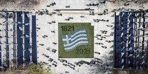 Το δημιούργημα στον πλατεία Συντάγματος για τα 200 χρόνια από την Ελληνική Επανάσταση
