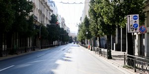 Αδειοι οι δρόμοι της πρωτεύουσας