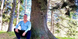 Φώτης Σεργουλόπουλος: Ποζάρει με φουστανέλα και εξηγεί την ιστορία της