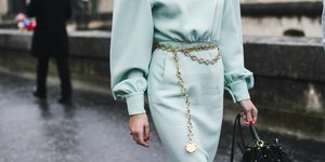 γυναίκα νύχια